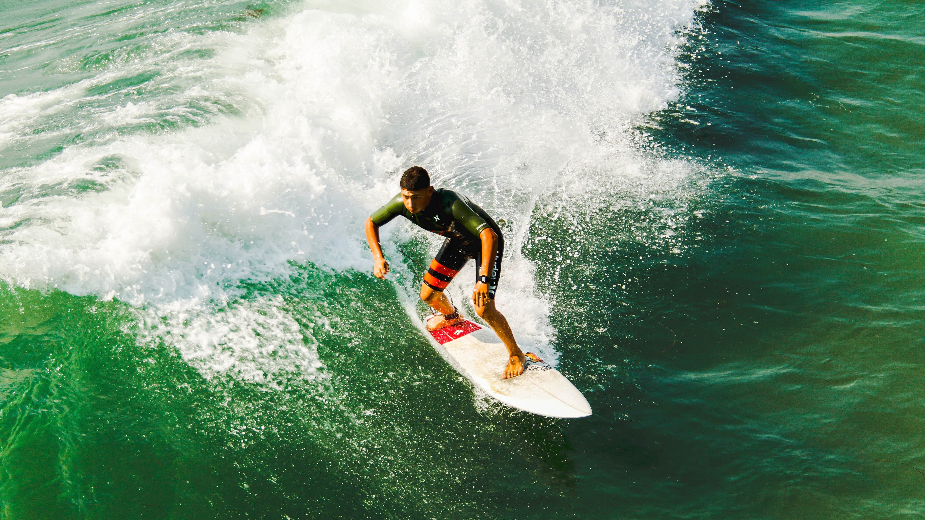 “中超联赛转播观看人数创新高”，中超转播安排